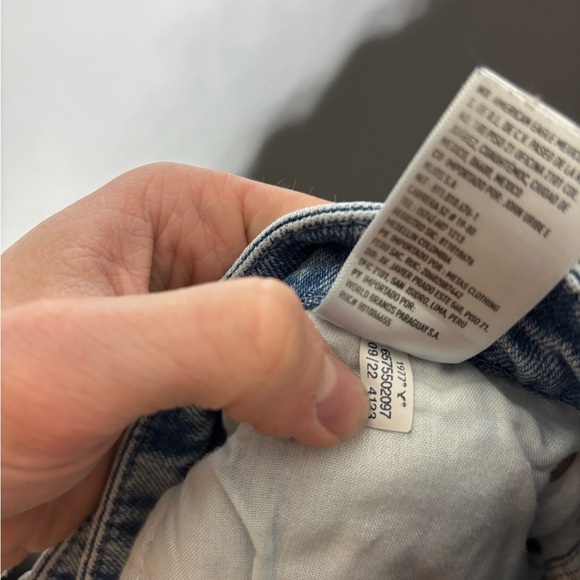 American Eagle Stretch Ripped Curvy '90s Straight Jean Size 00 - Picture 6 of 6